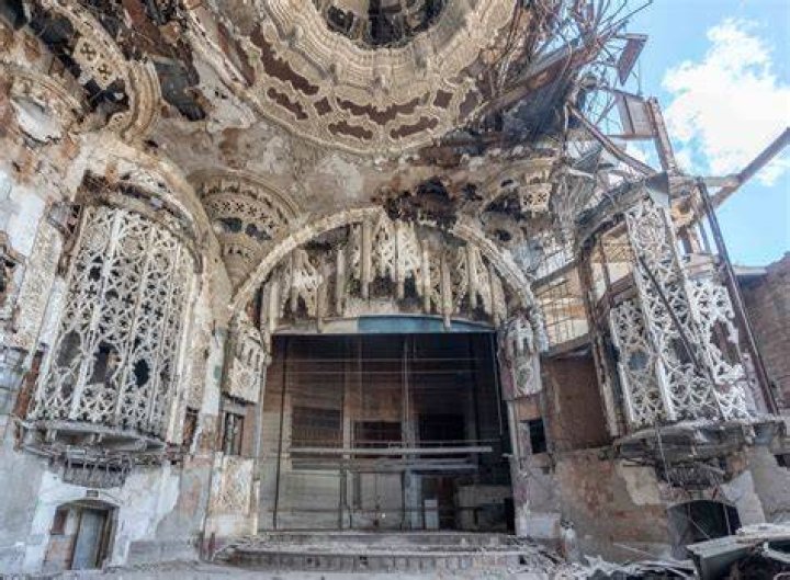 Abandoned Detroit Town Theater