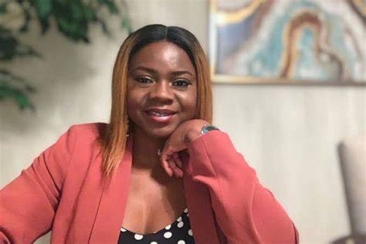 Adeola Olubamiji Biography, Age, Height, Husband, Net Worth, Family
