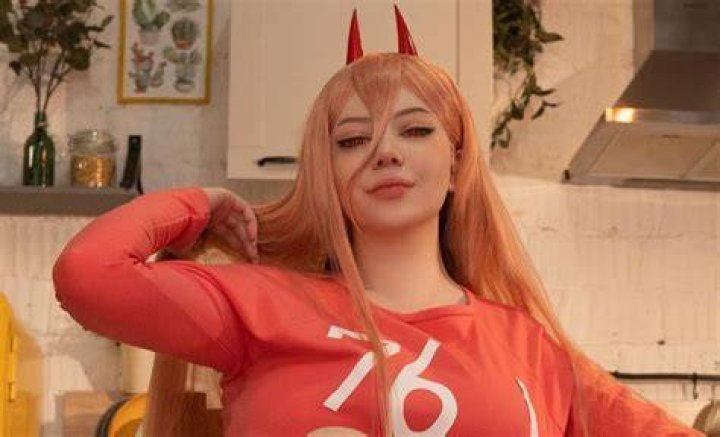 Alina Becker Age, Wiki, Biography, Height, Instagram, Cosplay, Net Worth, Boyfriend