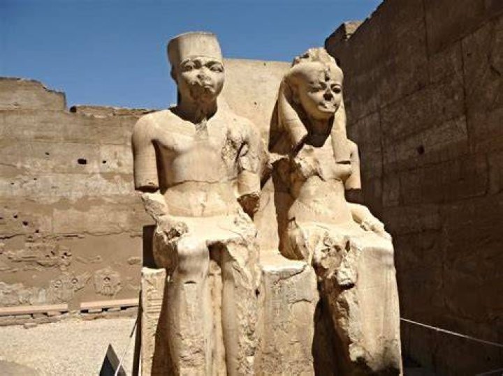 Ankhesenamun Statue