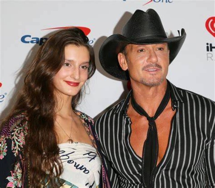 Audrey Caroline McGraw and her dad Tim McGraw