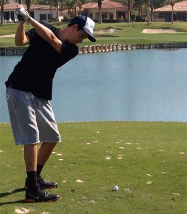 Austen Rydell practice golf