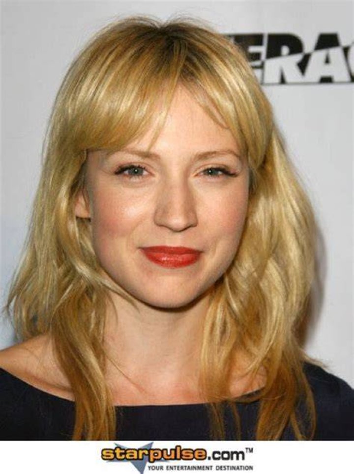 Beth Riesgraf
