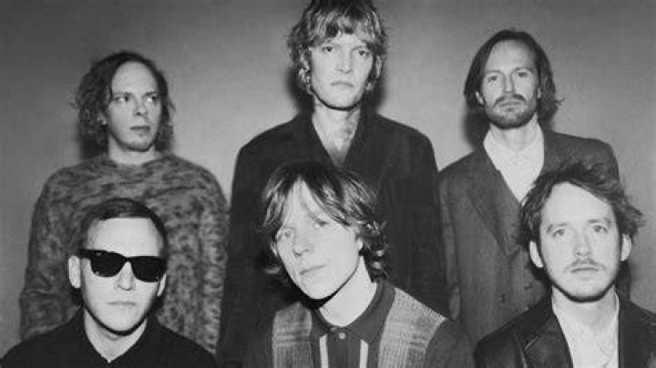 Cage the Elephant