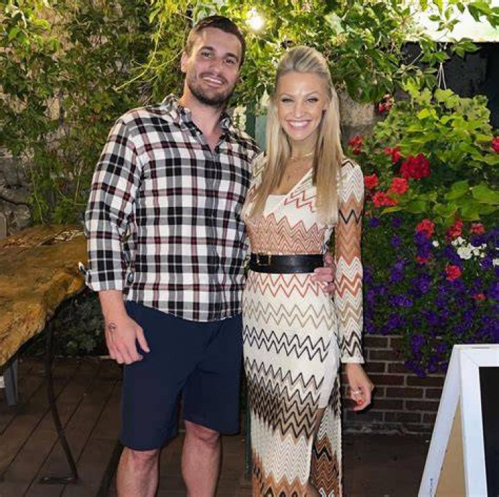 Carley Shimkus with her husband and kids