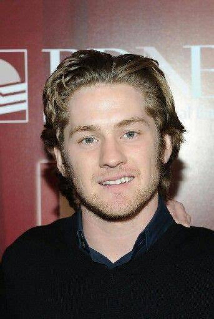 Cody Kasch Biography, Age, Height, Wife, Net Worth, Family