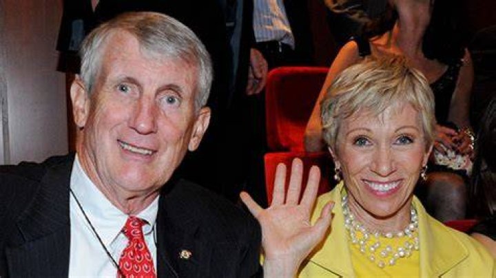 Did Barbara Corcoran sister marry her husband?