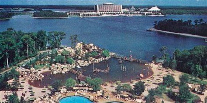 Disney River Country