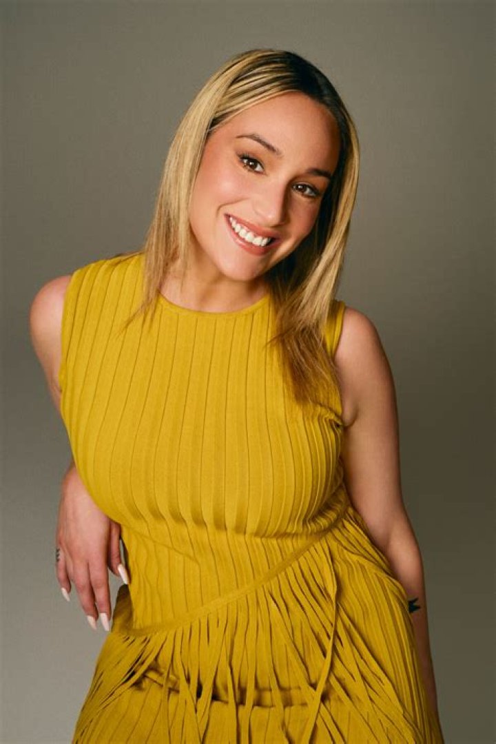 Emma Hunton height