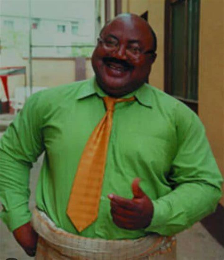 Femi Ogunrombi height