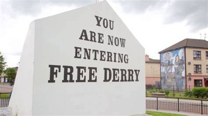 Free Derry Mural