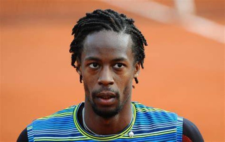Gaël Monfils: dating, net worth, tattoos, smoking & body facts