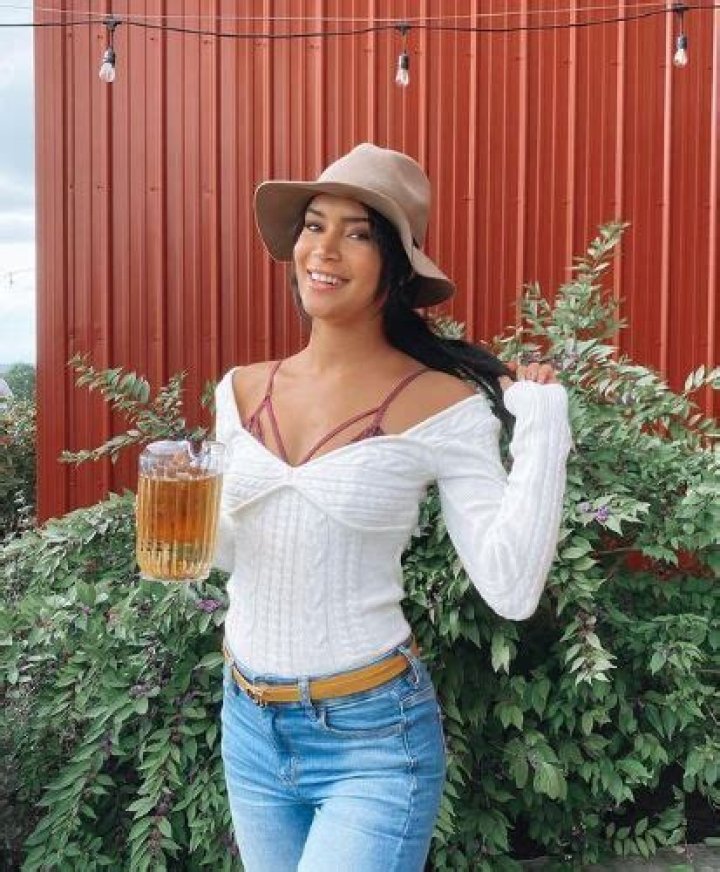 Gianna Hammer likes beer