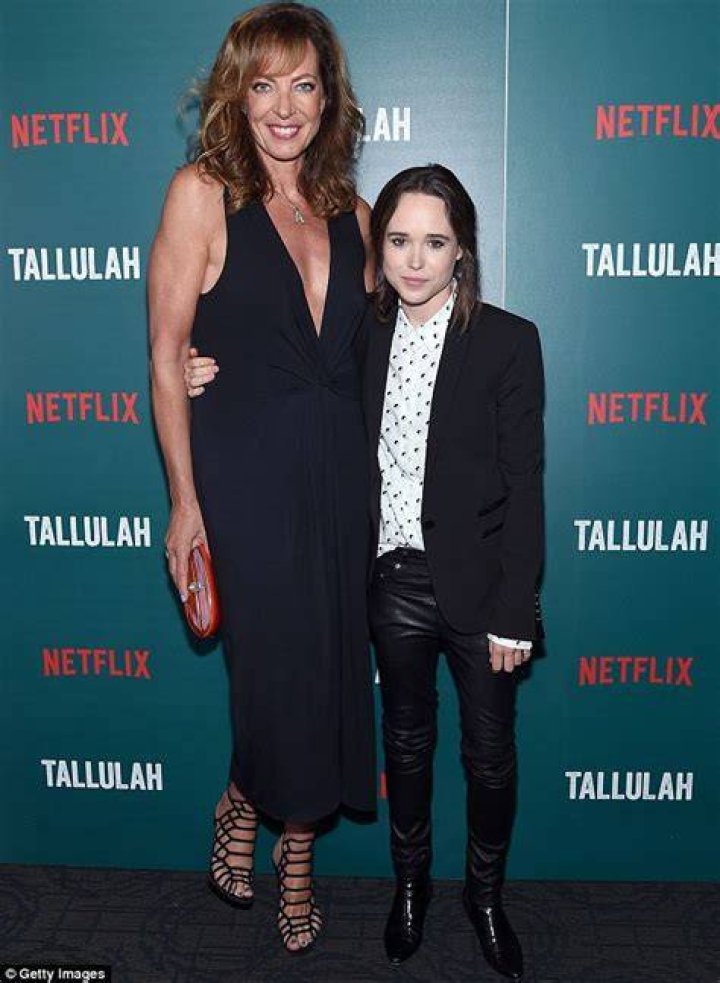 How tall is Allison Janney