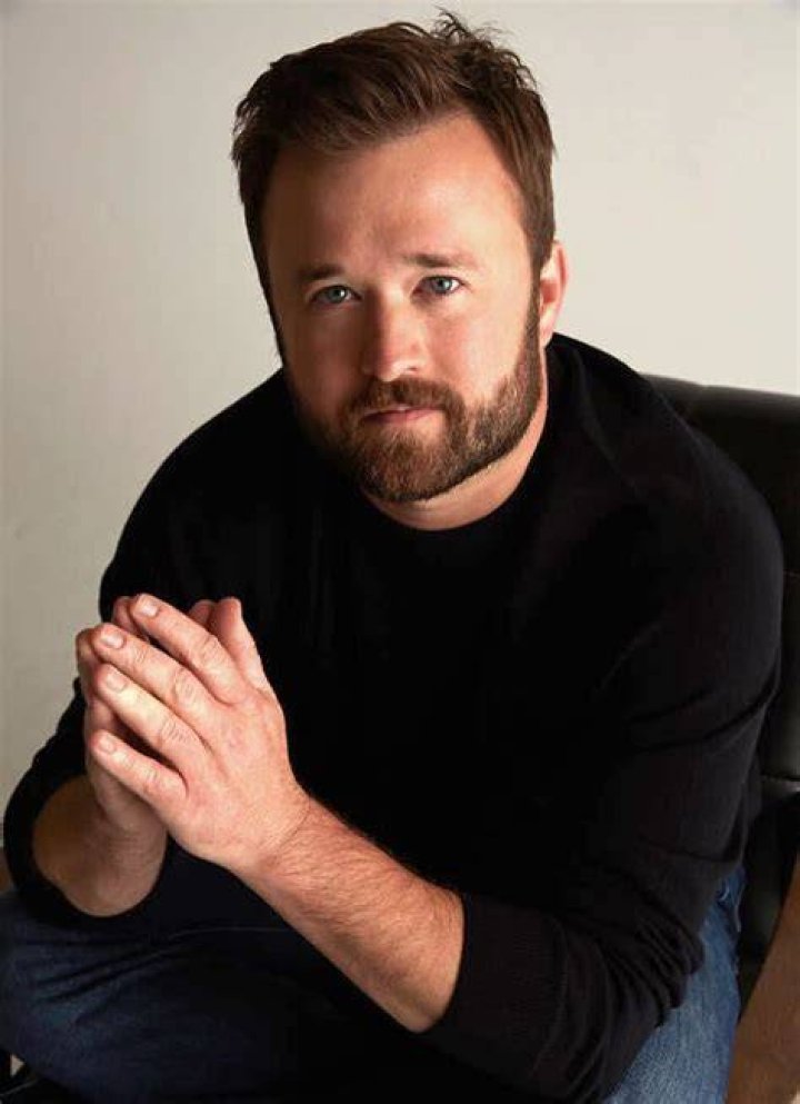 How tall is Haley Joel Osment