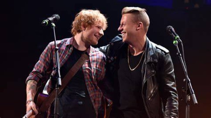 How tall is Macklemore