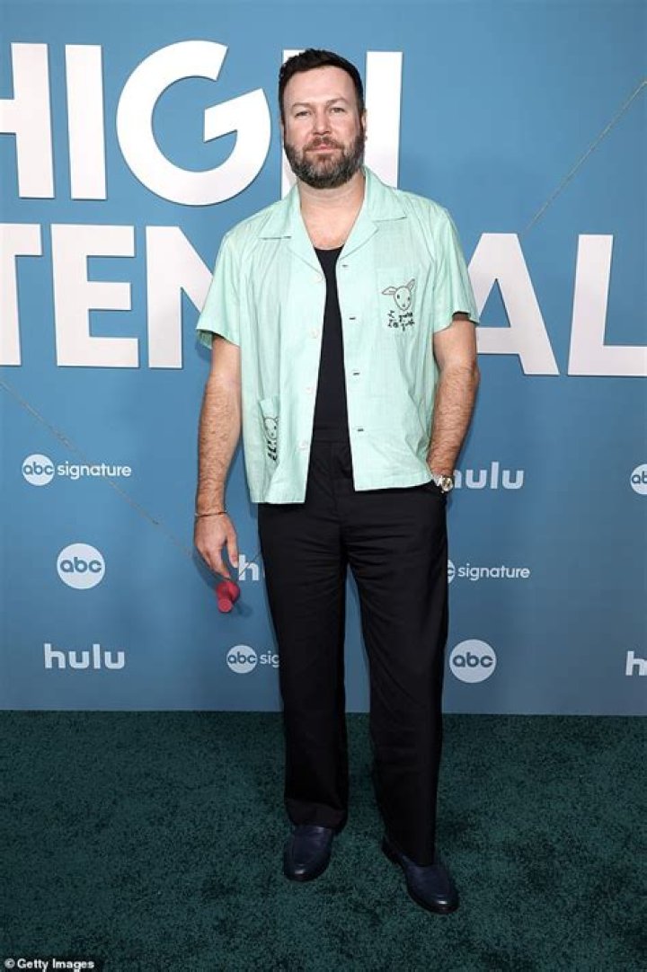 How tall is Taran Killam