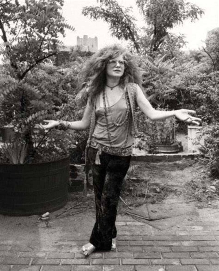 Janis Joplin Biography, Age, Height, Husband, Net Worth, Family
