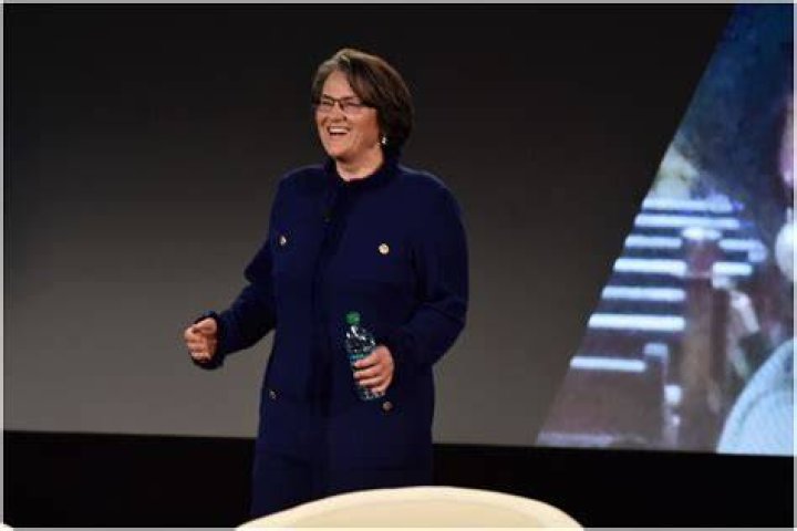 Joanna Hoffman Biography, Age, Height, Husband, Net Worth, Family