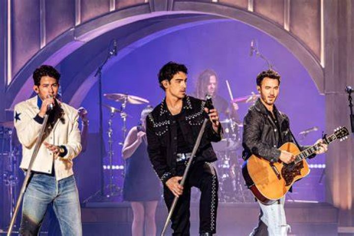 jonas brothers