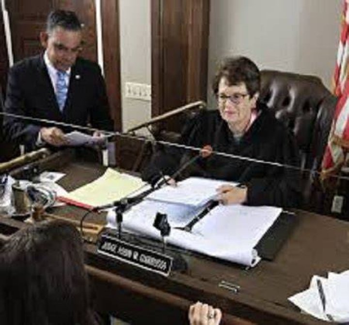 Judge Robin Giarrusso Height, Weight & Physical Appearance