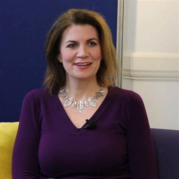 Julia Hartley-Brewer Biography, Age, Height, Husband, Net Worth, Family