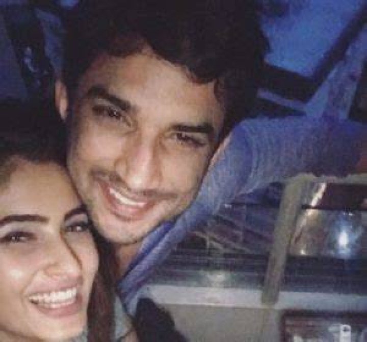 Karishma Sharma with Sushant Singh Rajput