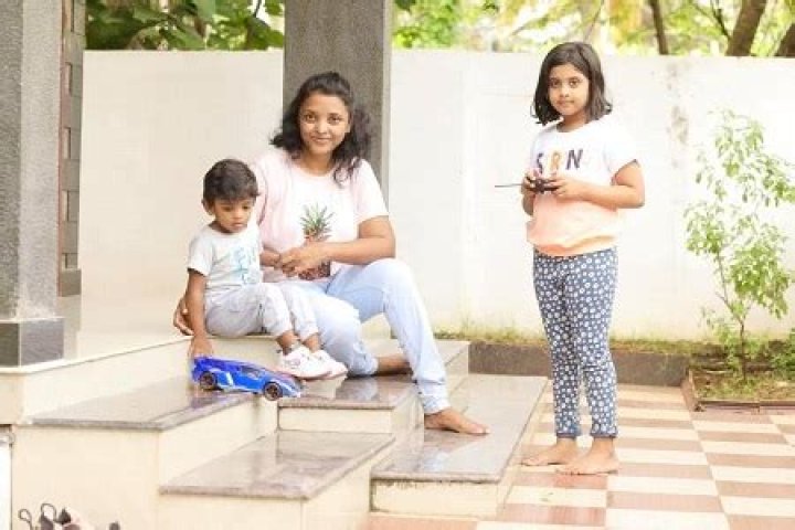 Lakshmi Deeptha with her kids