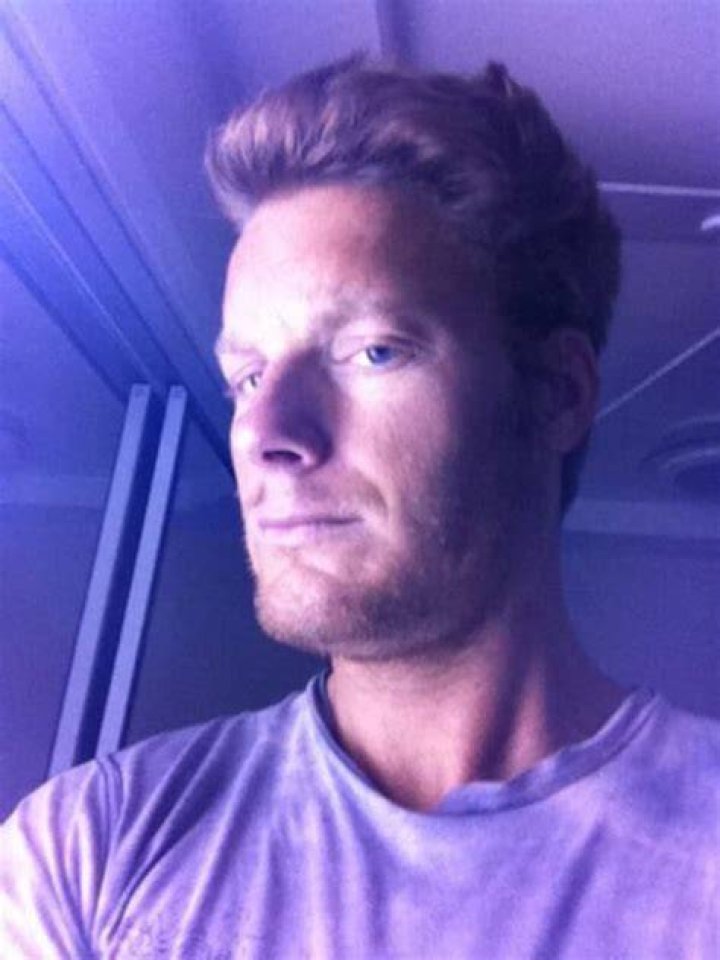 Leighton Dorey Iv Wearing T Shirt