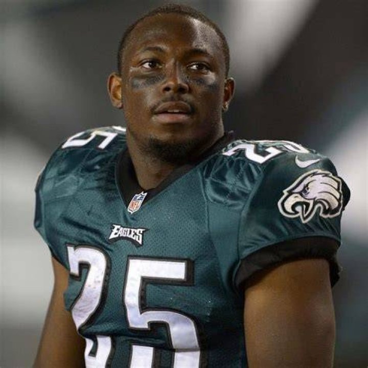 LeSean McCoy Net Worth: How Rich is the NFL Player Actually?