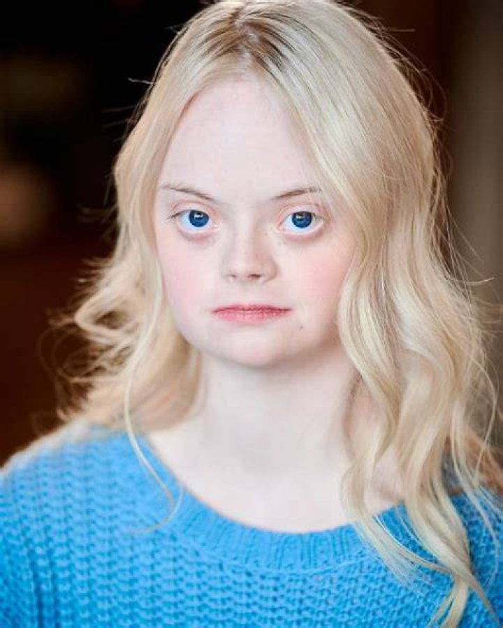 Lily D Moore Age, Birthday, Wikipedia, Who, Nationality, Biography