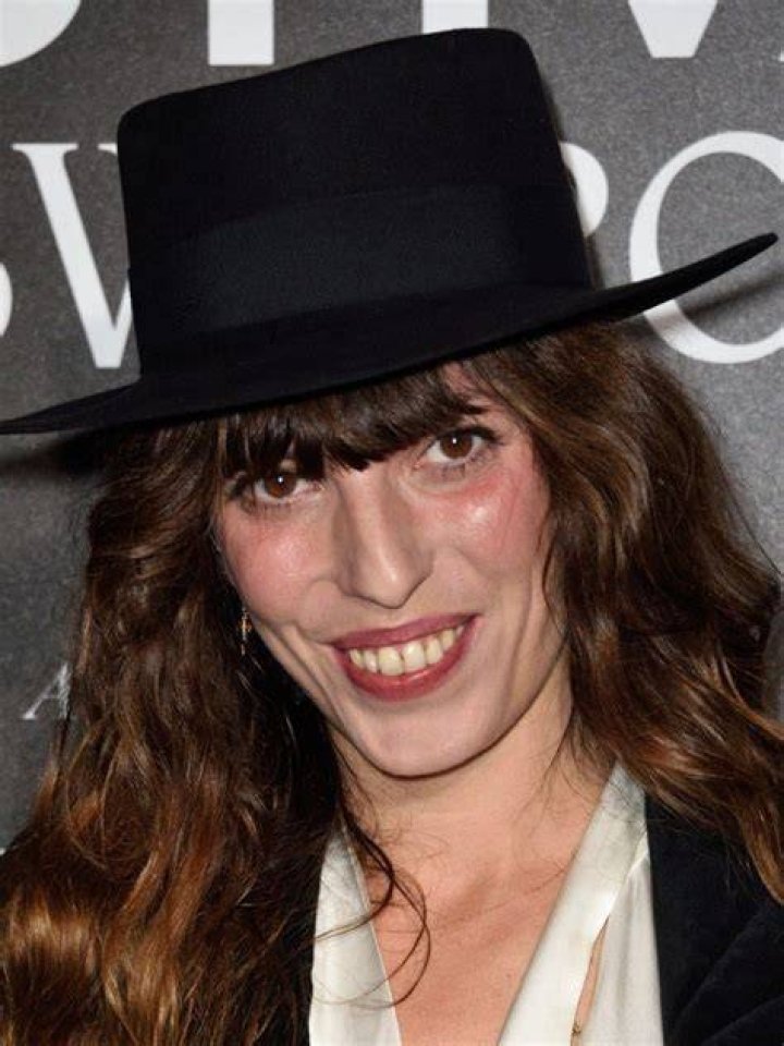 Lou Doillon Biography, Age, Height, Husband, Net Worth, Family