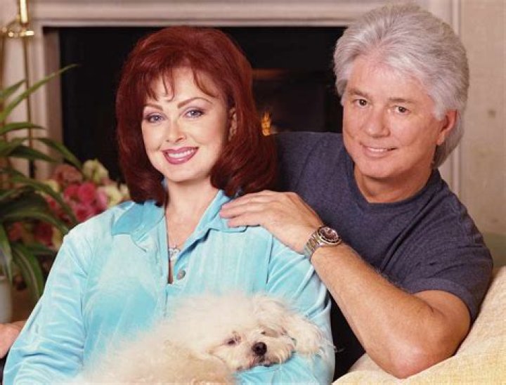 Naomi Judd and Larry Strickland