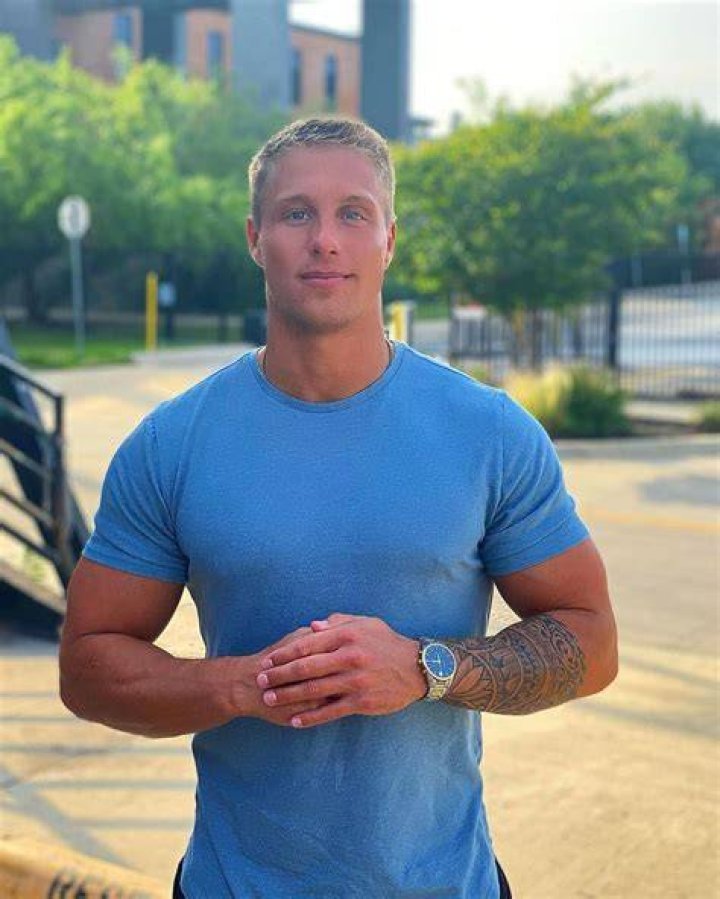 Nathan Webb was born in the year 1993 in London, UK