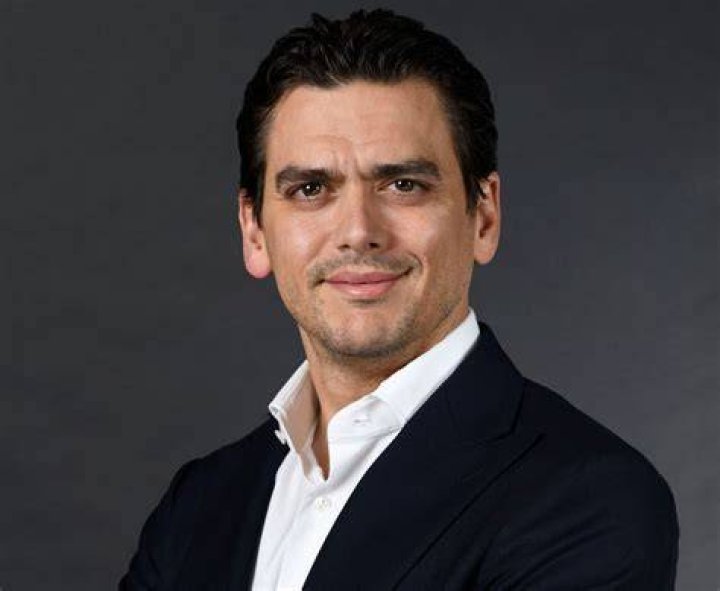 ¿Quién es el director general de Morphe? – Celebrity.fm