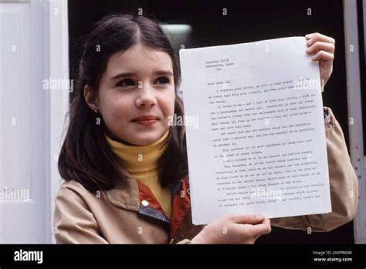 Samantha Smith Holding A Letter