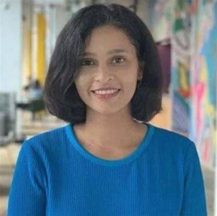 Sandhya Devanathan height