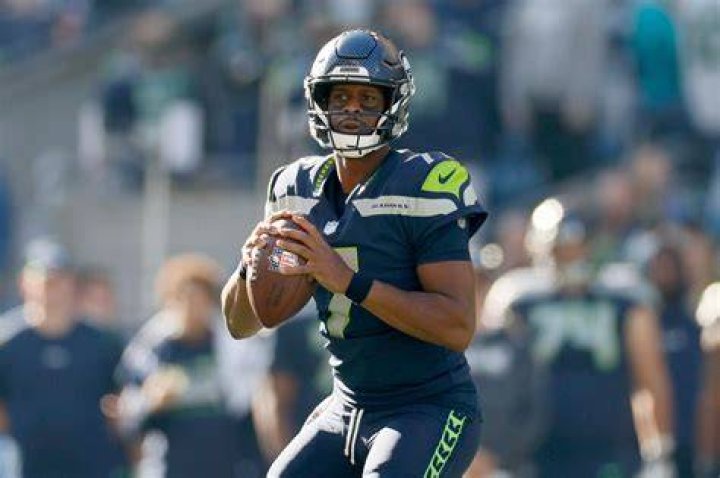 
Seattle Seahawks Quarterback Geno Smith Comes From An Athletic Family 