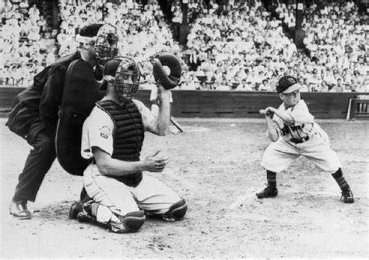 Shortest Player In Baseball
