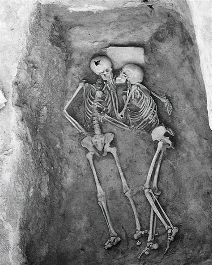 Skeletons at Teppe Hasanlu
