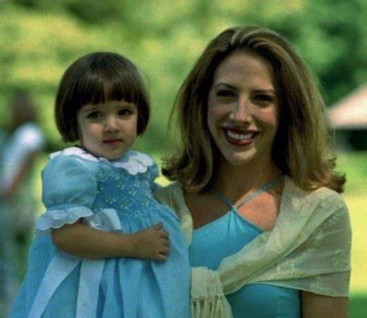 Sole Bovelli with her mother Martha Leon de la Barra