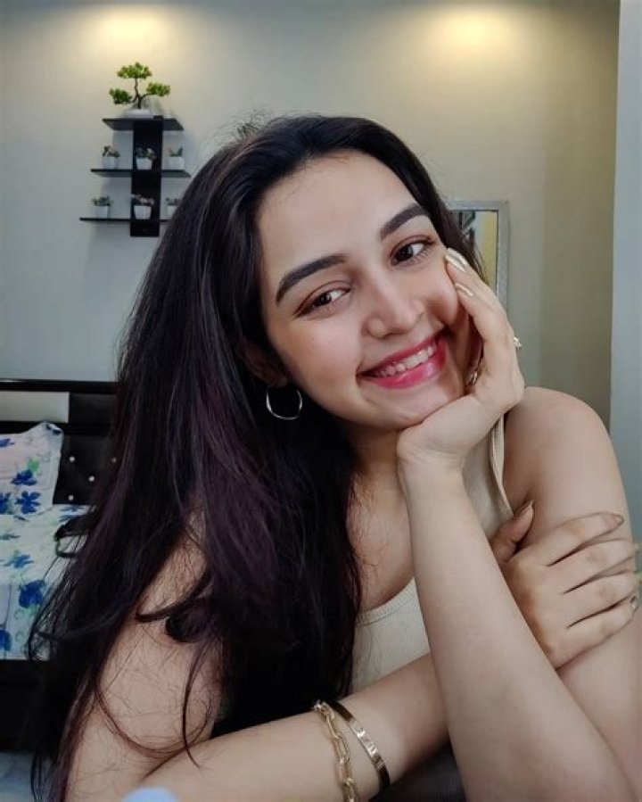 Sunakshi Grover Height, Age, Boyfriend, Biography, Wiki, Net Worth
