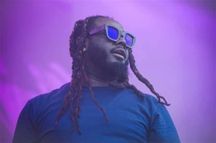 T-Pain Explains Why He'd Date A Stripper Over A Bartender