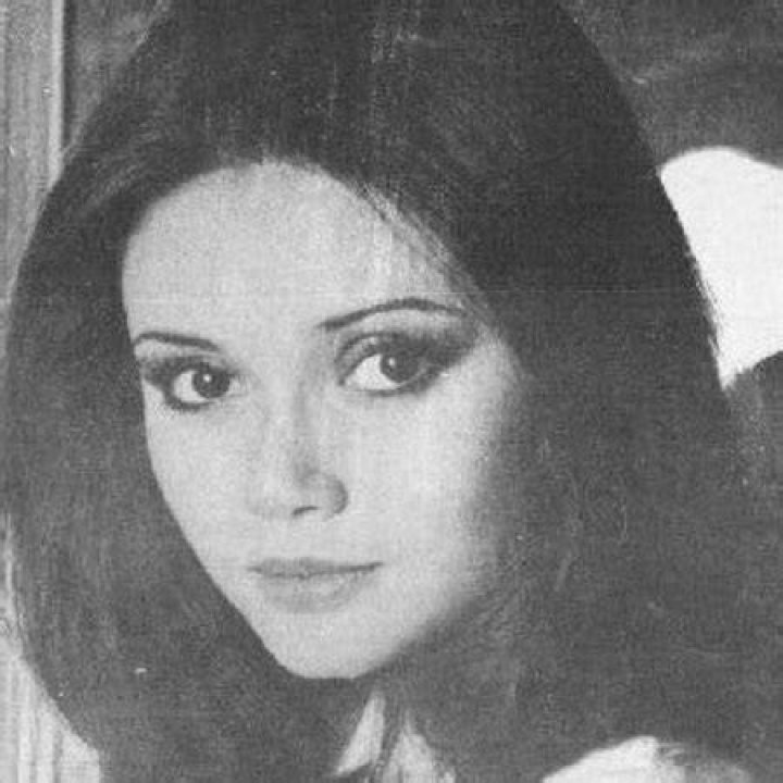 Toni Rose Gayda Early Life (Biography & Education)