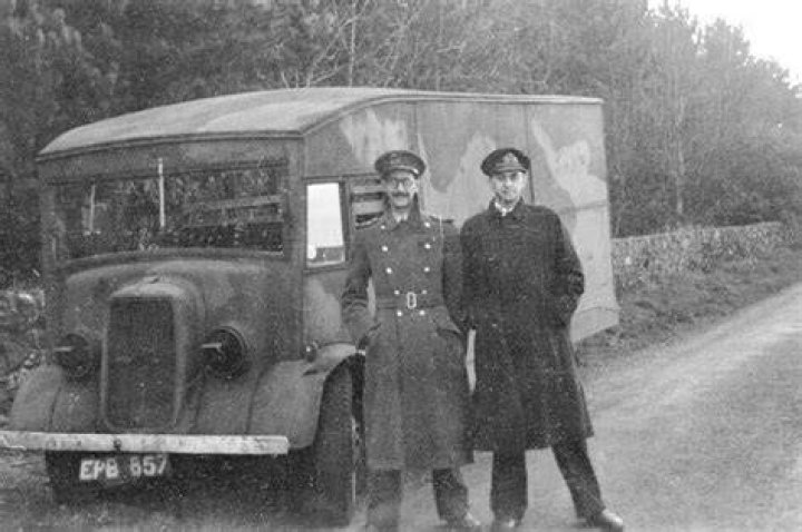 Transporting Glyndwr Michael's Body