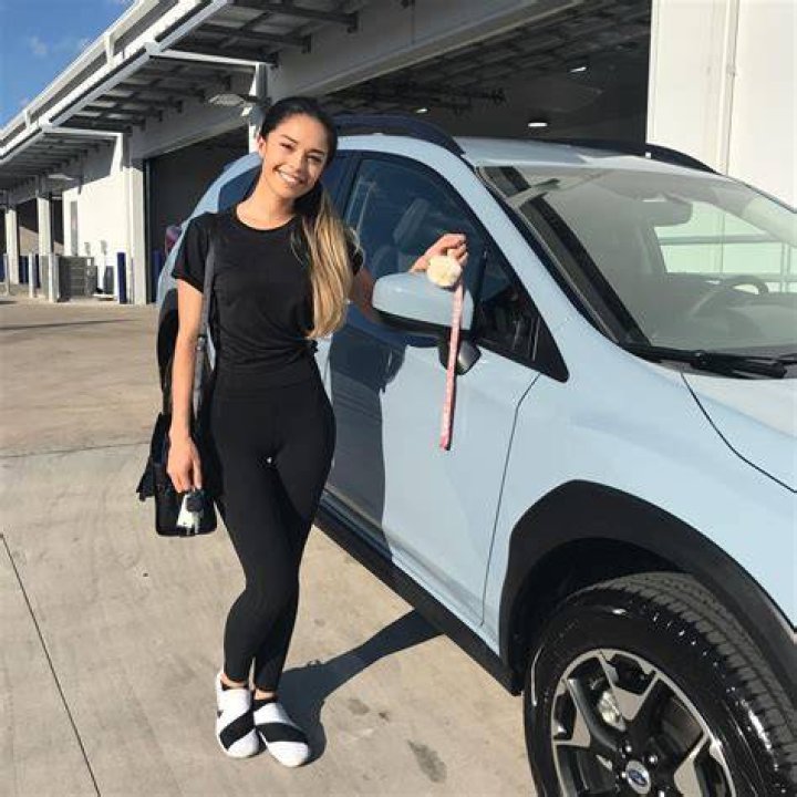 Valkyrae height