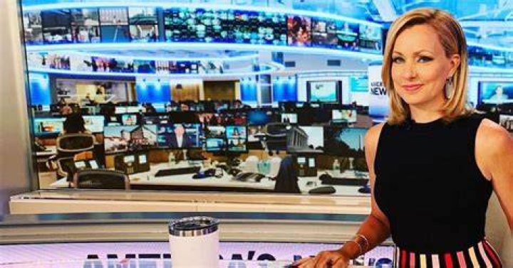 What happened to Sandra Smith on Fox News morning show?