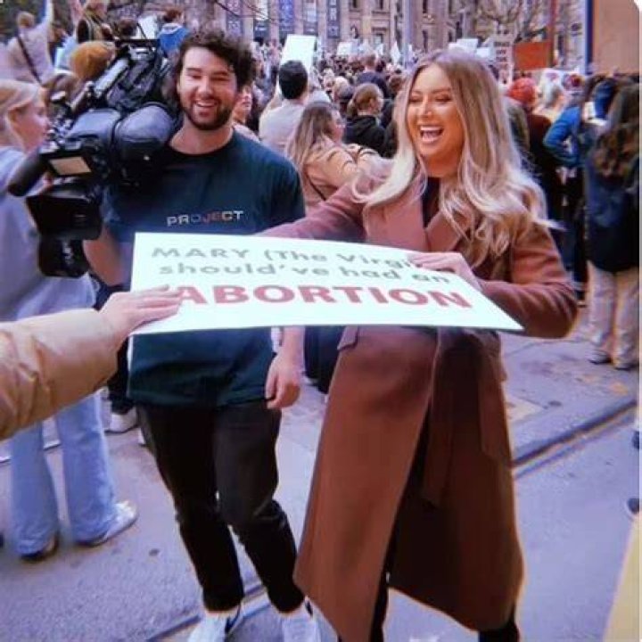 
Who Is Lana Murphy? Channel 9 Reporter Garners Hate For Abortion Sign 