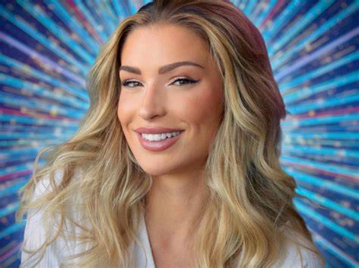 Zara Mcdermott's Plastic surgery
