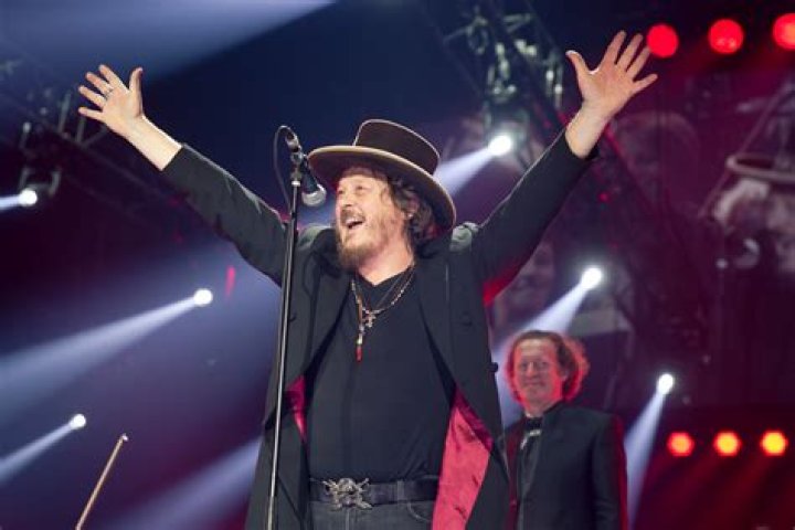 Zucchero in Concert with His Daughter, Irene Fornaciari, for the "Fly" Tour in Rome - November 13, 2007